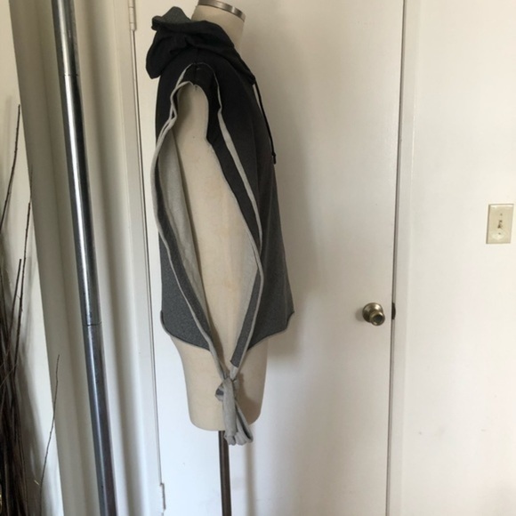 Harrison Wong Mens Poncho Size L - Picture 2 of 4